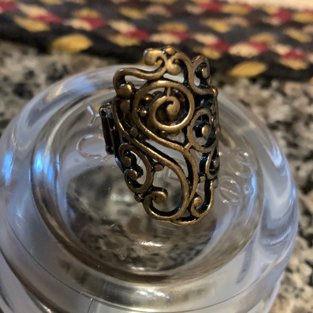 Women stretch ring